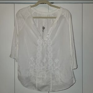 Nine West Vintage America Collection White Floral Blouse With Embroidery Florish